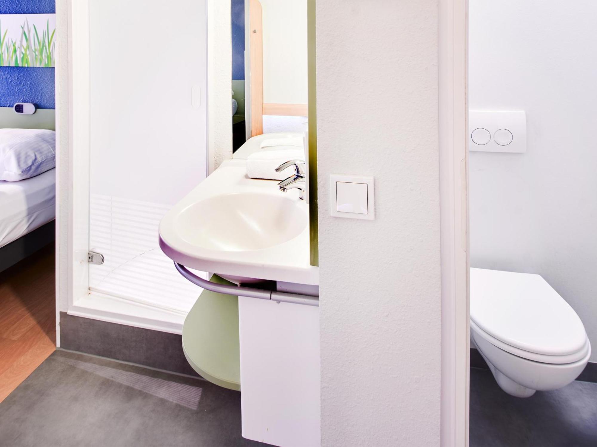 B&B Hotel Koeln-Marsdorf Εξωτερικό φωτογραφία