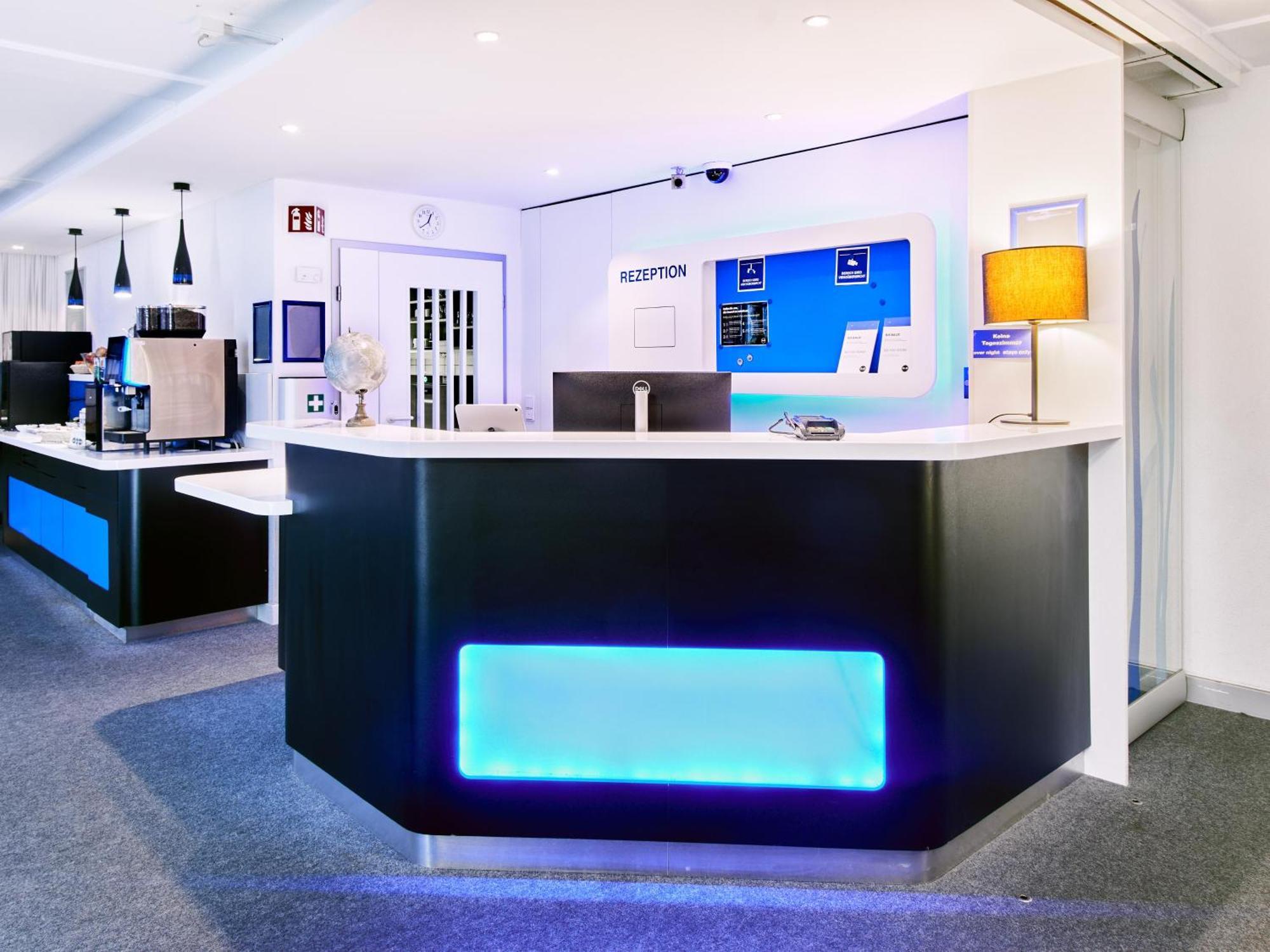 B&B Hotel Koeln-Marsdorf Εξωτερικό φωτογραφία
